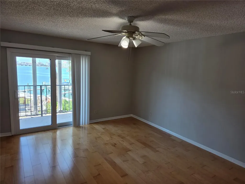 650 Island Way Clearwater Beach FL 33767