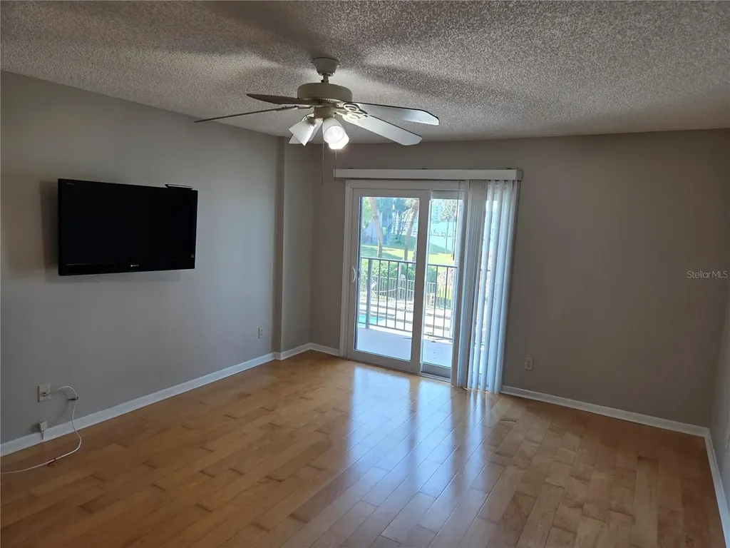 650 Island Way Clearwater Beach FL 33767
