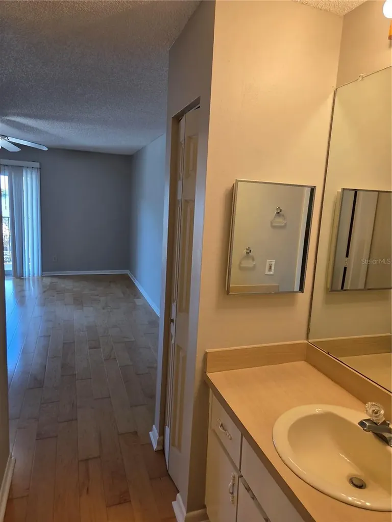 650 Island Way Clearwater Beach FL 33767