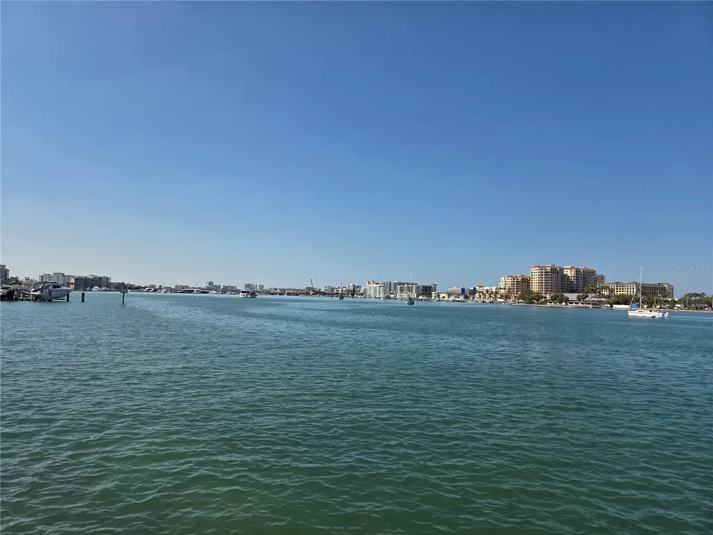 650 Island Way Clearwater Beach FL 33767
