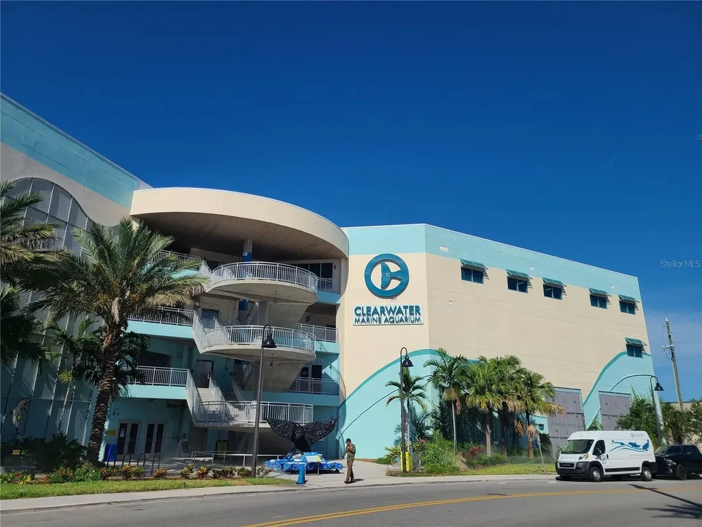 650 Island Way Clearwater Beach FL 33767