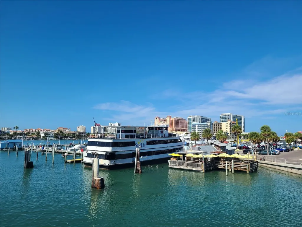 650 Island Way Clearwater Beach FL 33767