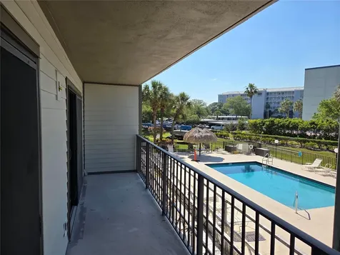 650 Island Way Clearwater Beach FL 33767