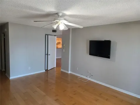 650 Island Way Clearwater Beach FL 33767