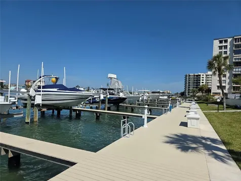 650 Island Way Clearwater Beach FL 33767