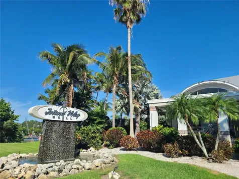 650 Island Way Clearwater Beach FL 33767