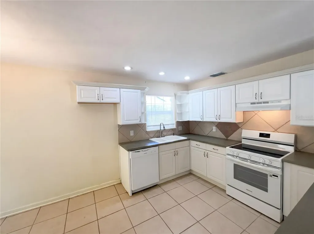 1839 Burton Drive St Cloud FL 34771