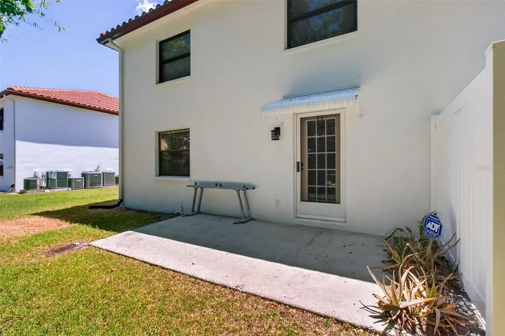 10550 Village Drive Seminole FL 33772