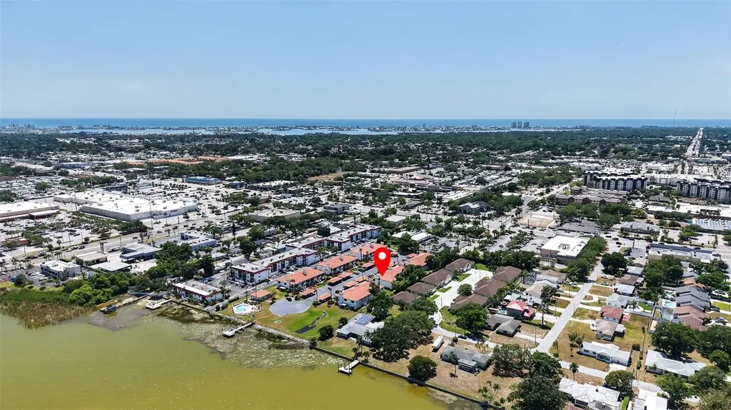 10550 Village Drive Seminole FL 33772