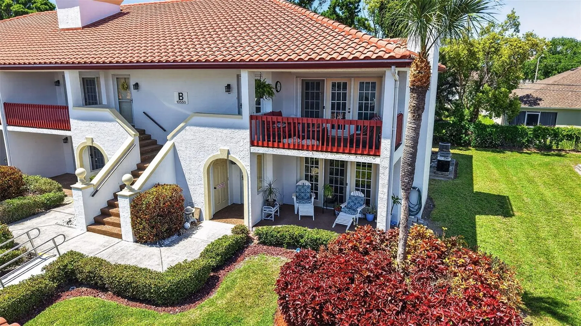 10550 Village Drive Seminole FL 33772