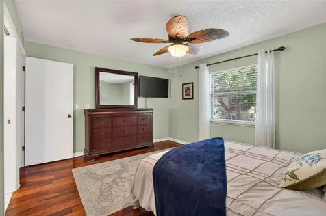 10550 Village Drive Seminole FL 33772