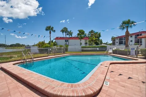 10550 Village Drive Seminole FL 33772