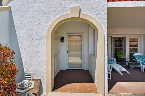 10550 Village Drive Seminole FL 33772