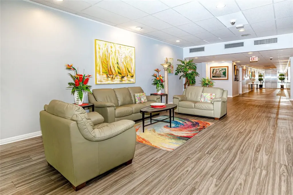 7600 Sun Island Drive S South Pasadena FL 33707
