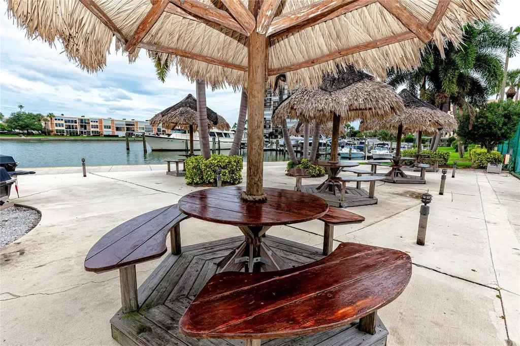 7600 Sun Island Drive S South Pasadena FL 33707
