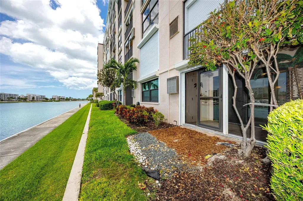 7600 Sun Island Drive S South Pasadena FL 33707