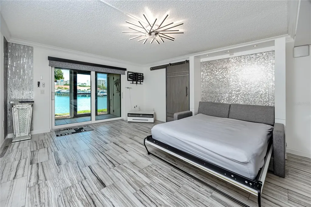 7600 Sun Island Drive S South Pasadena FL 33707