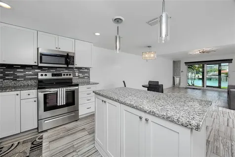 7600 Sun Island Drive S South Pasadena FL 33707