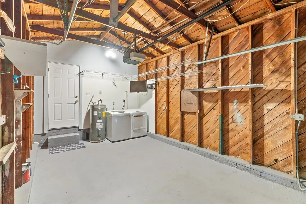 1220 35th Avenue N St Petersburg FL 33704