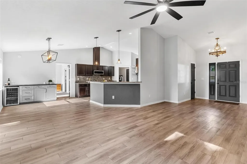 326 Woodland Trail Lady Lake FL 32159