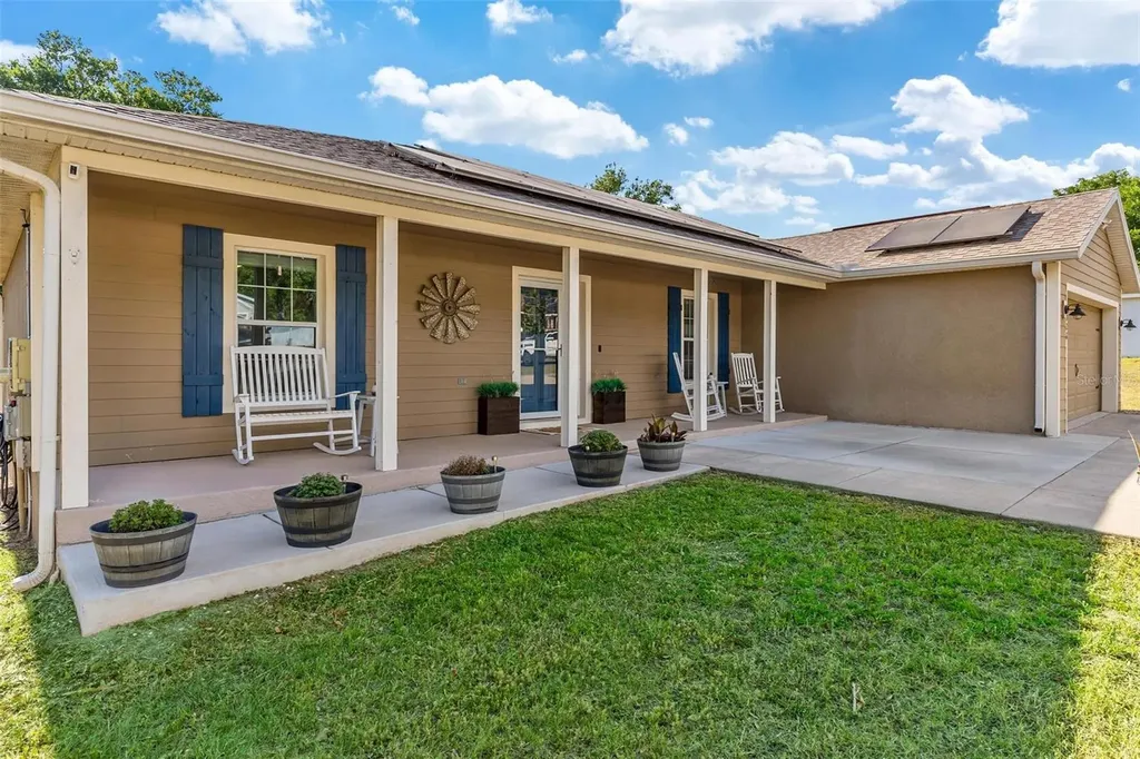 326 Woodland Trail Lady Lake FL 32159