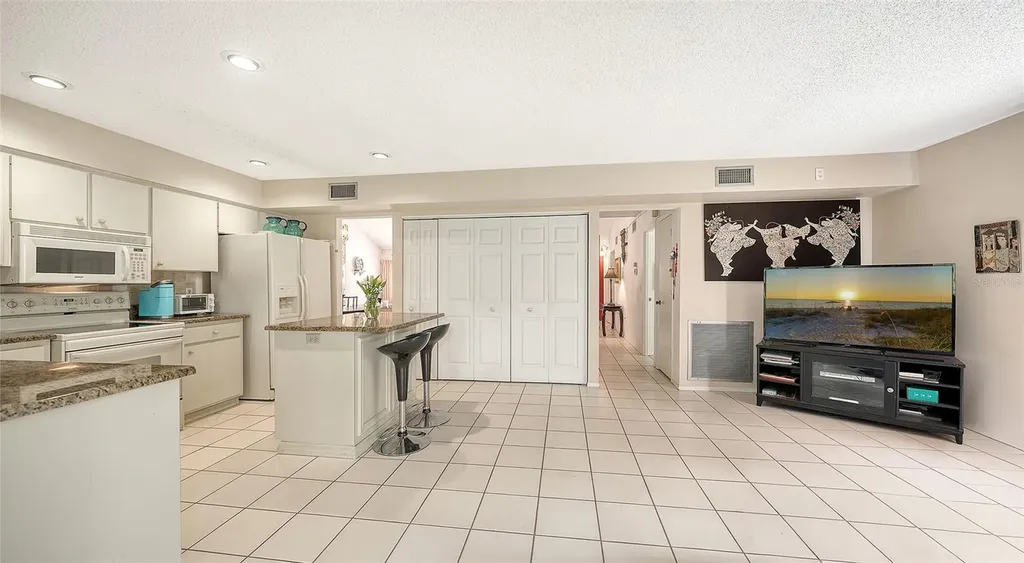 4638 Willow Wood Circle Sarasota FL 34241