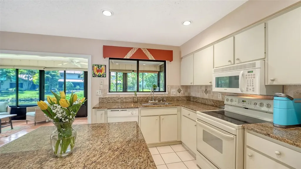 4638 Willow Wood Circle Sarasota FL 34241