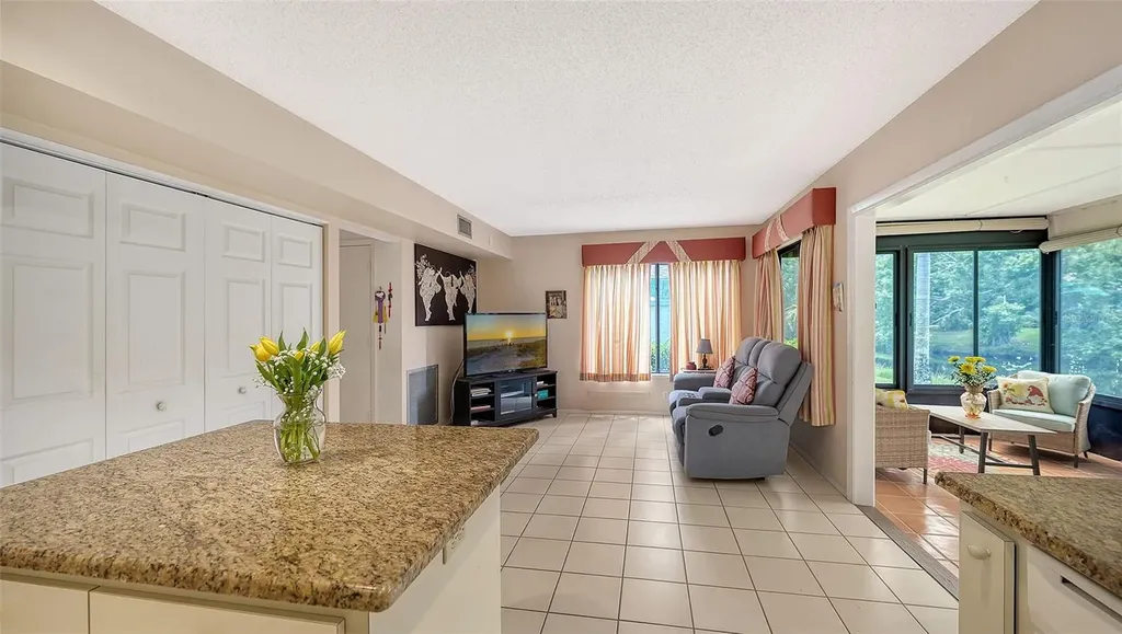 4638 Willow Wood Circle Sarasota FL 34241