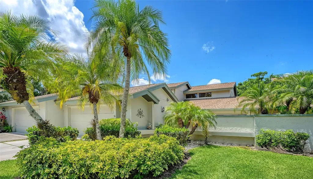 4638 Willow Wood Circle Sarasota FL 34241
