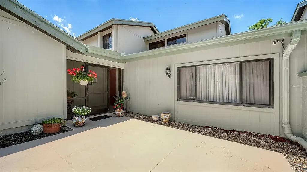 4638 Willow Wood Circle Sarasota FL 34241