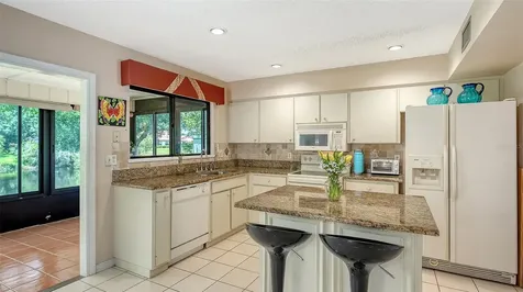 4638 Willow Wood Circle Sarasota FL 34241