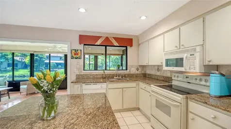 4638 Willow Wood Circle Sarasota FL 34241