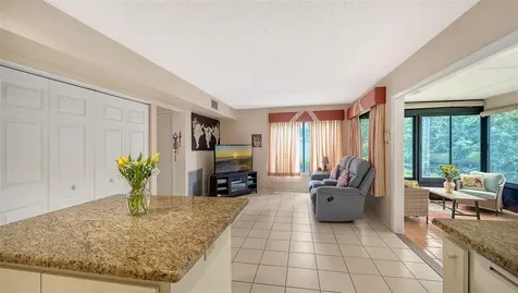 4638 Willow Wood Circle Sarasota FL 34241
