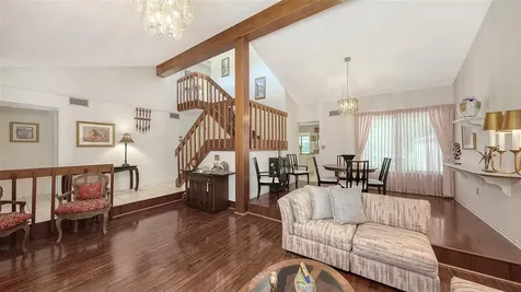 4638 Willow Wood Circle Sarasota FL 34241