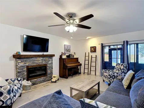 707 Carpenters Way Lakeland FL 33809