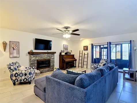 707 Carpenters Way Lakeland FL 33809