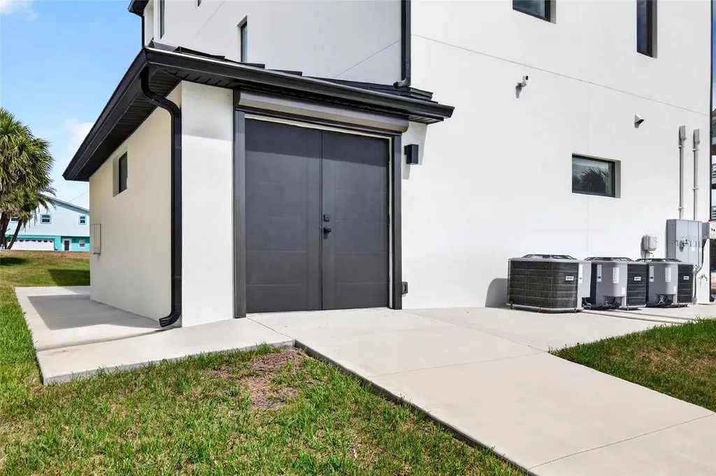 2946 N Ocean Shore Boulevard Flagler Beach FL 32136
