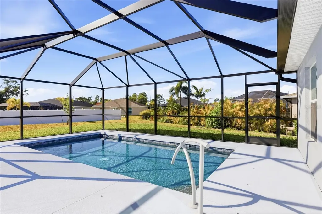 113 Lilyan Court Rotonda West FL 33947