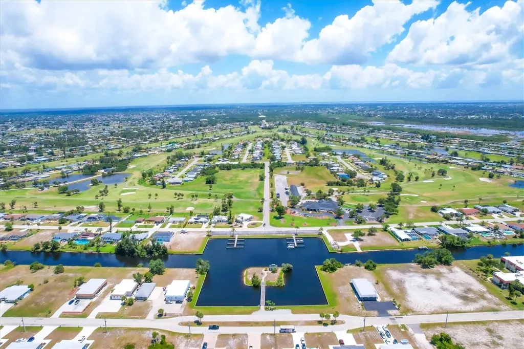 113 Lilyan Court Rotonda West FL 33947