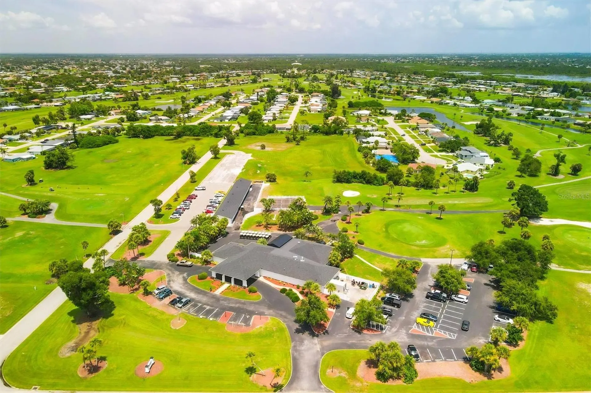 113 Lilyan Court Rotonda West FL 33947