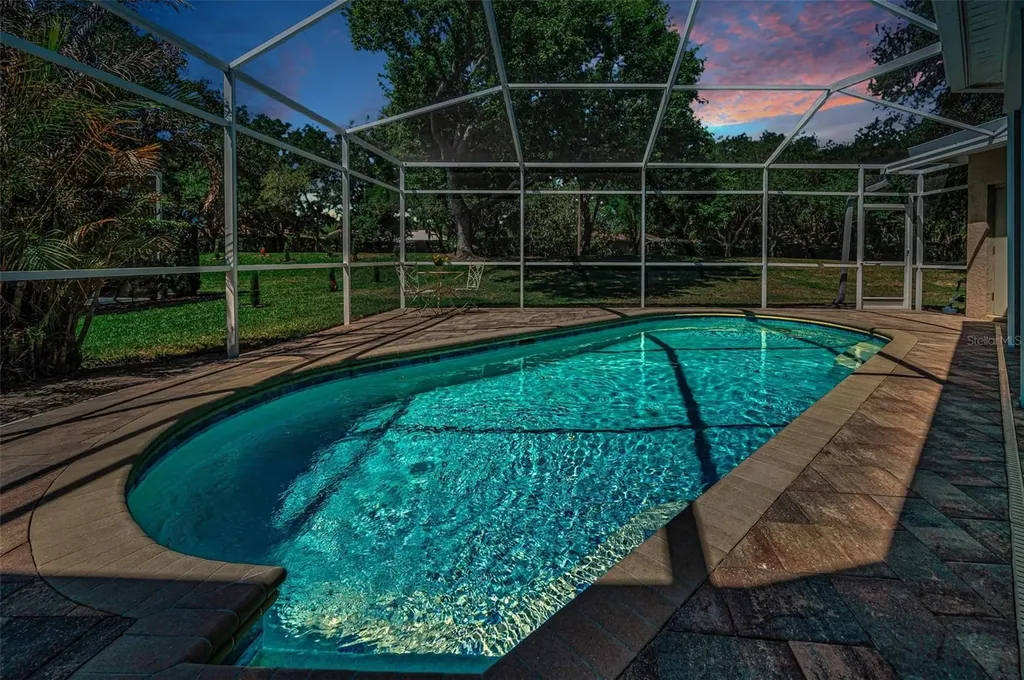 2272 Warwick Drive Oldsmar FL 34677