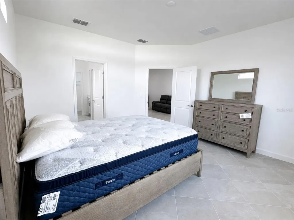 8225 Shore Lake Drive Englewood FL 34224