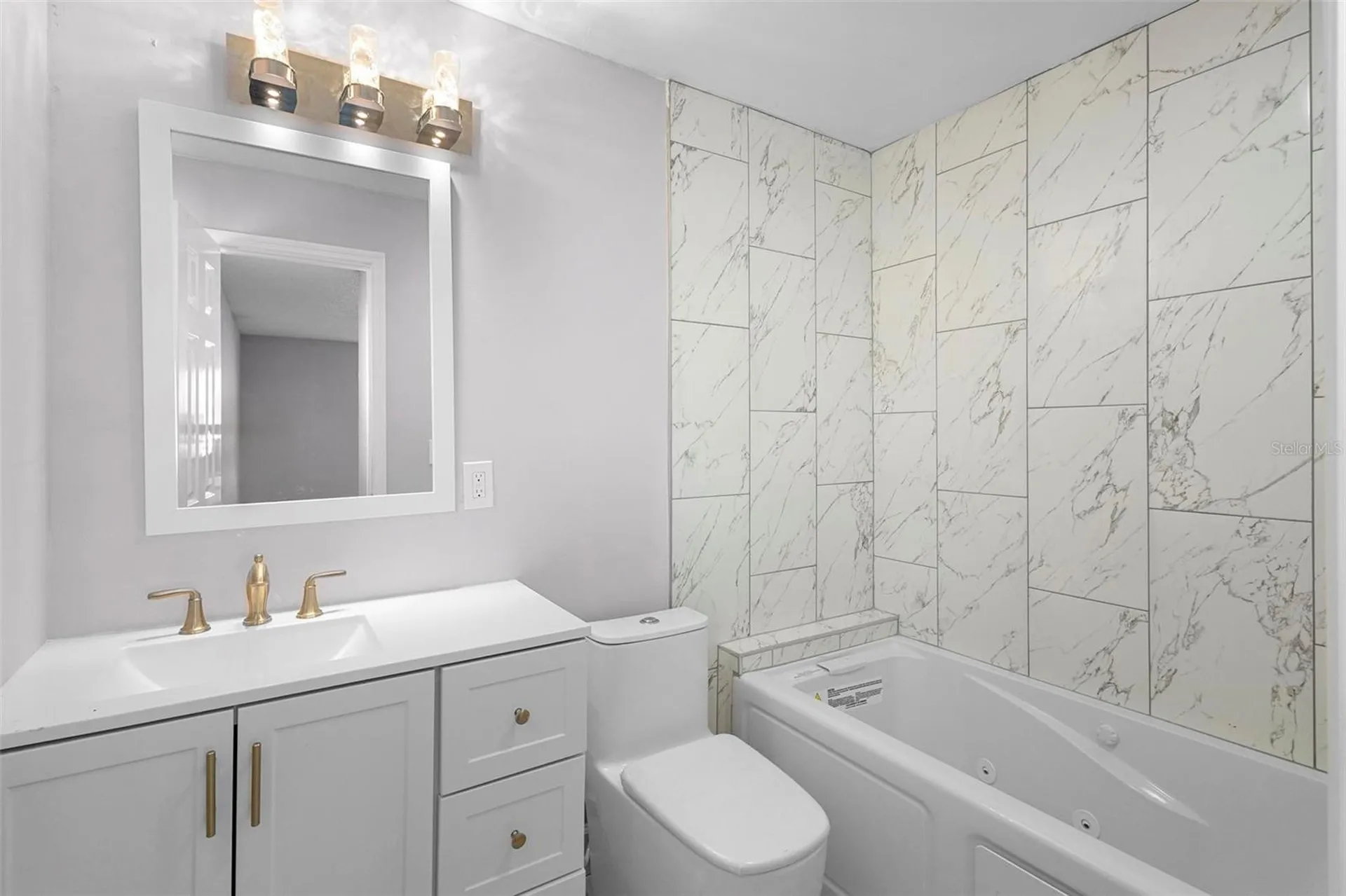 10140 Bridlewood Avenue Orlando FL 32825