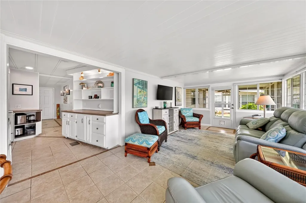 957 Todd Way Tavares FL 32778