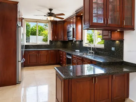 G5 Alfonso Xiii Guaynabo PR 00969