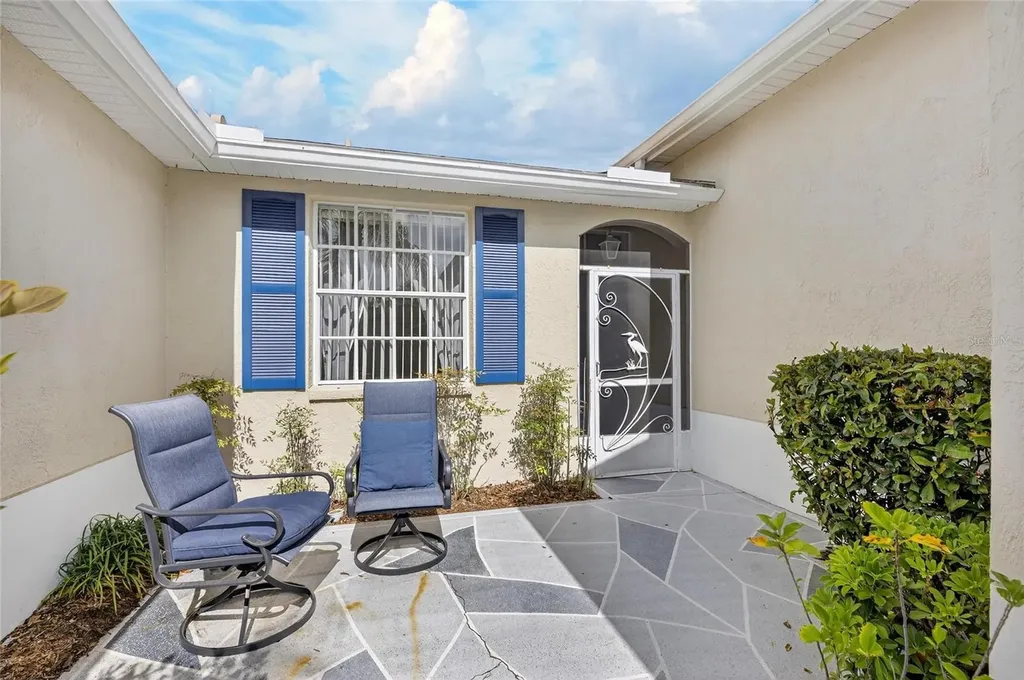 1012 Radison Avenue Sun City Center FL 33573