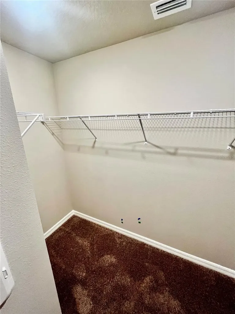 14664 Gallop Run Drive Lithia FL 33547