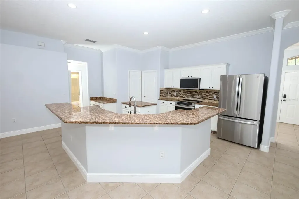 2106 The Oaks Boulevard Kissimmee FL 34746