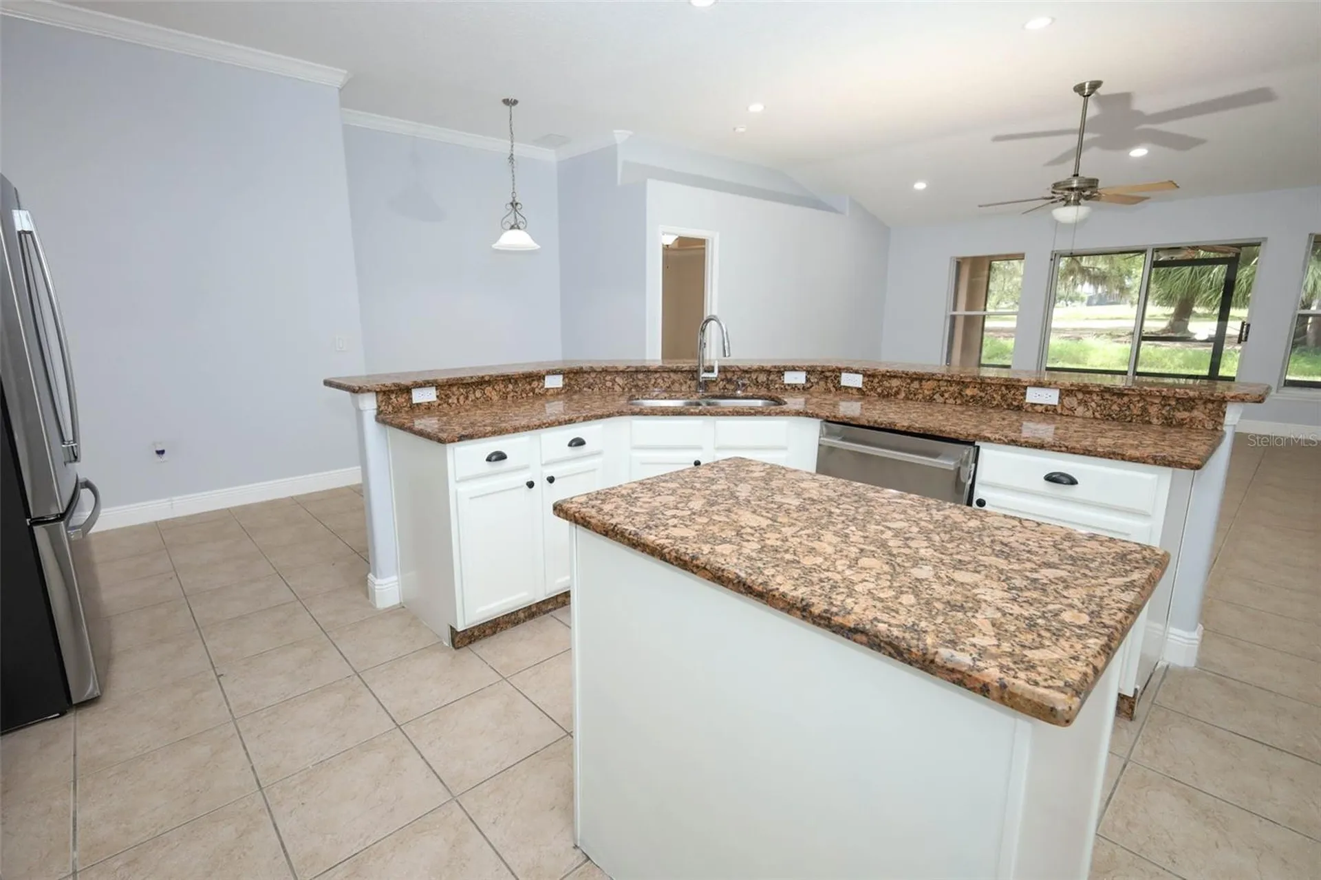 2106 The Oaks Boulevard Kissimmee FL 34746