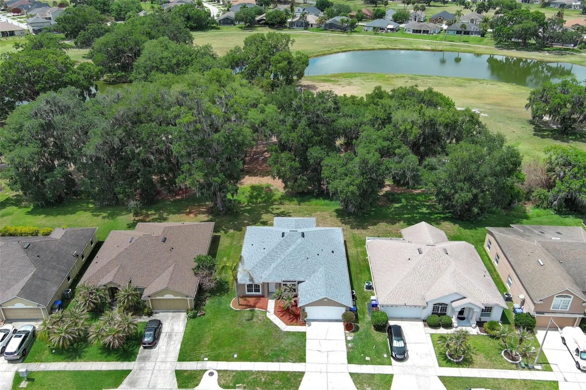 2106 The Oaks Boulevard Kissimmee FL 34746